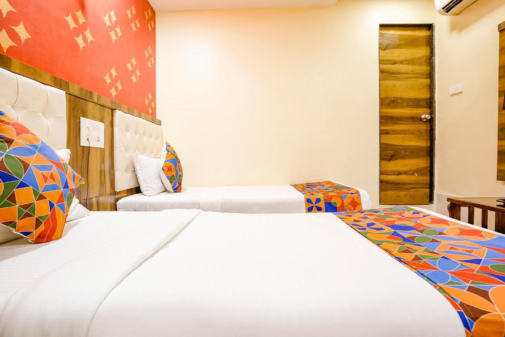 Fabexpress Sarah Gold - Nr Nesco Exhibition Center Hotel Mumbai Exterior foto