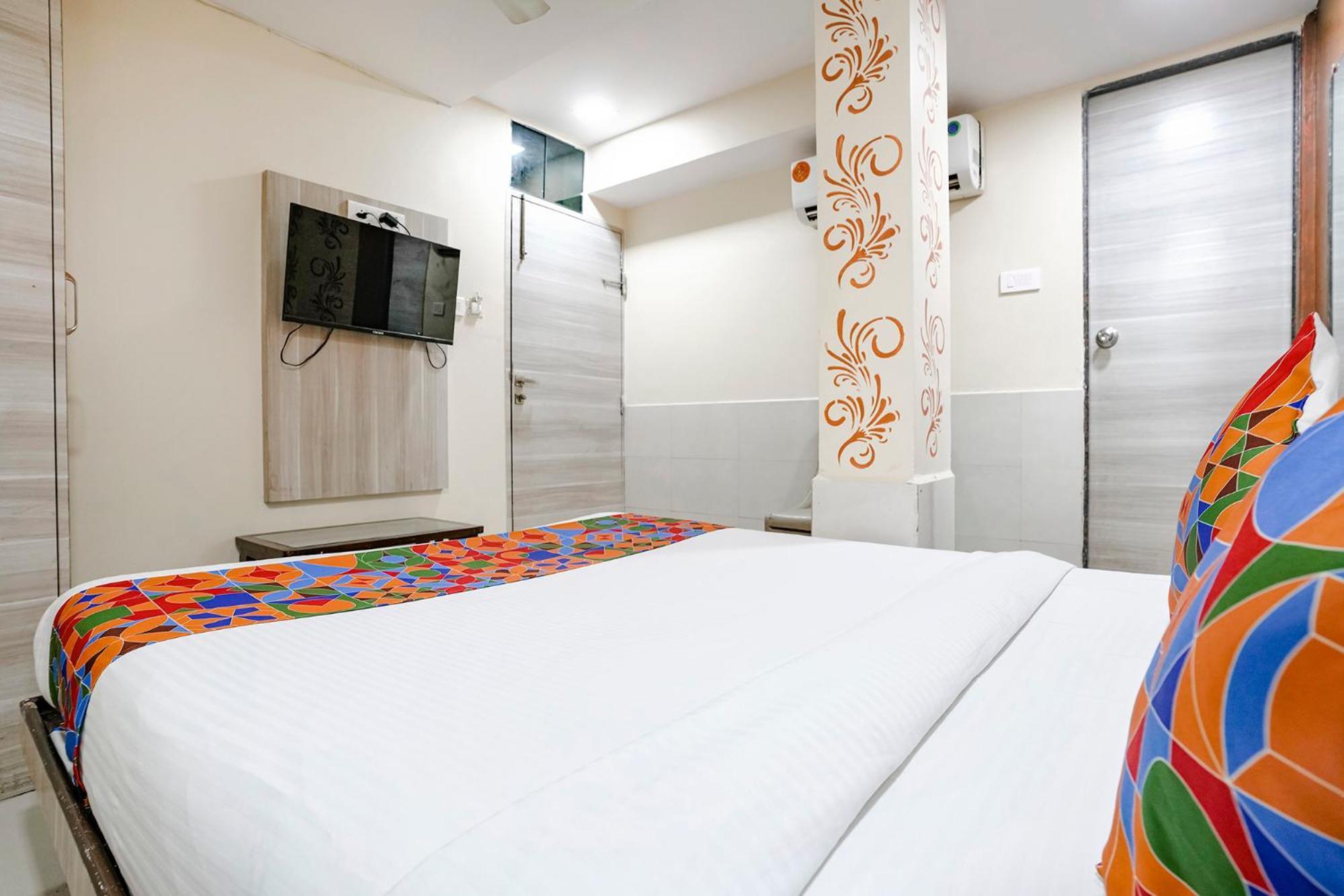 Fabexpress Sarah Gold - Nr Nesco Exhibition Center Hotel Mumbai Exterior foto