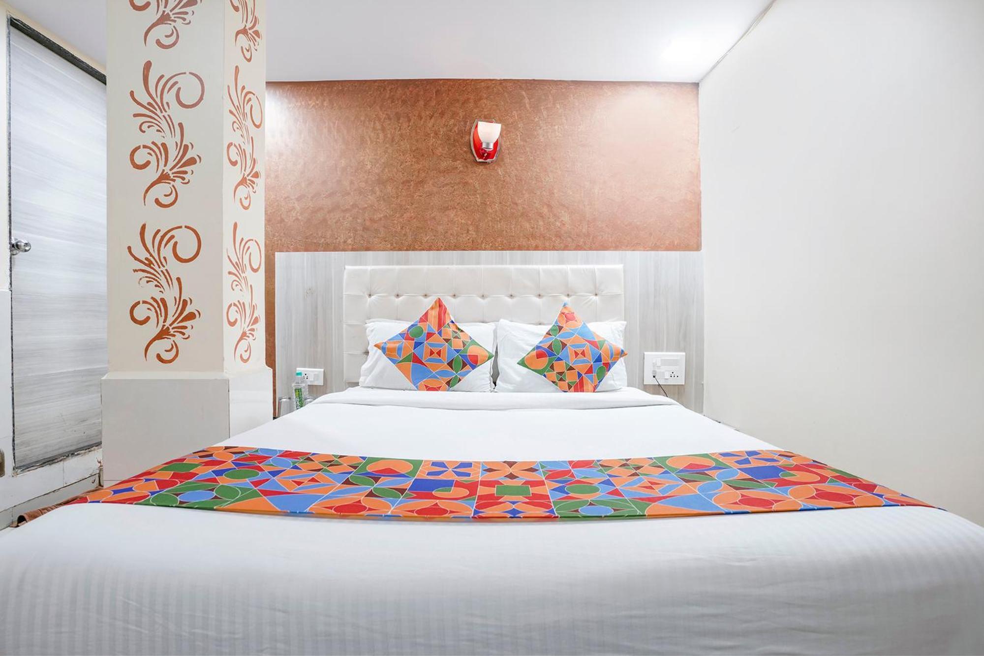 Fabexpress Sarah Gold - Nr Nesco Exhibition Center Hotel Mumbai Exterior foto