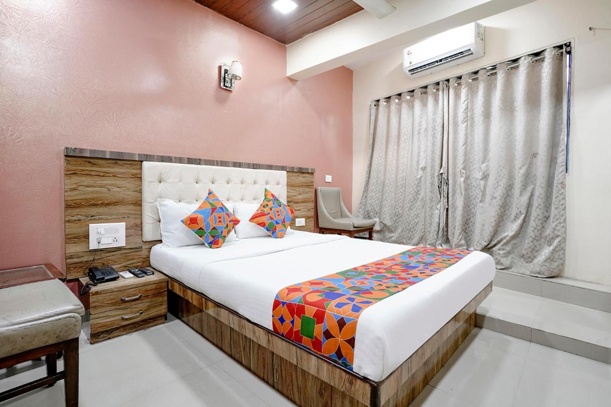 Fabexpress Sarah Gold - Nr Nesco Exhibition Center Hotel Mumbai Exterior foto