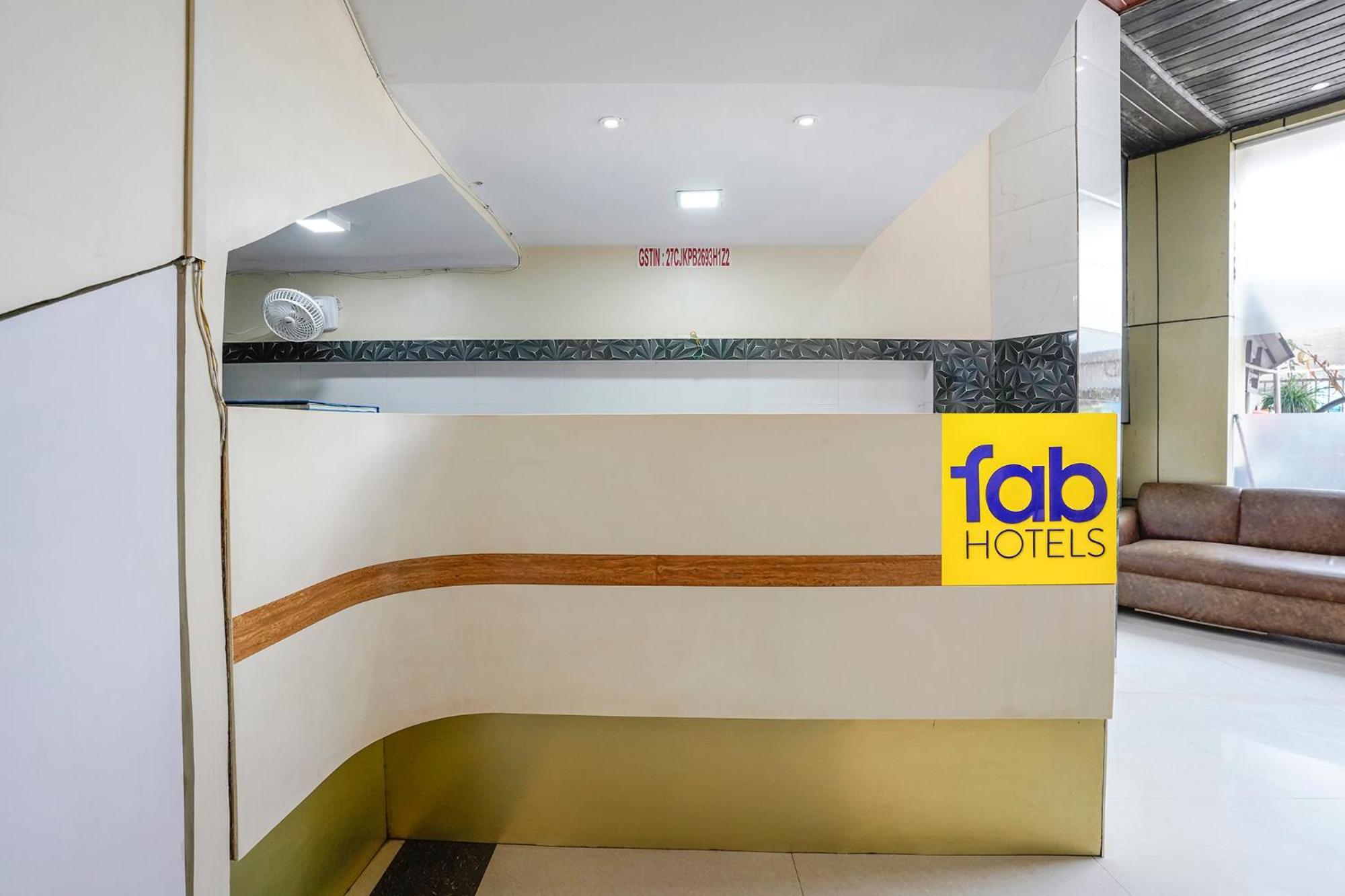 Fabexpress Sarah Gold - Nr Nesco Exhibition Center Hotel Mumbai Exterior foto