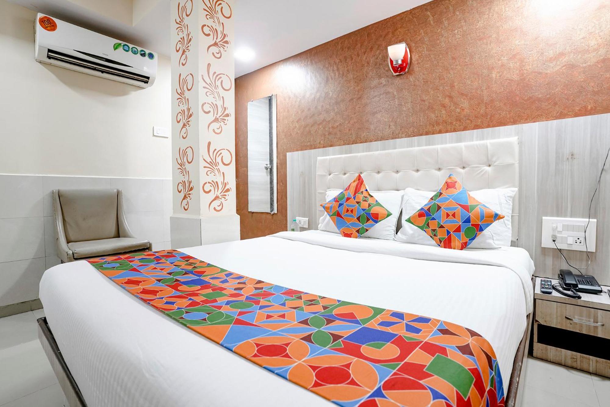 Fabexpress Sarah Gold - Nr Nesco Exhibition Center Hotel Mumbai Exterior foto