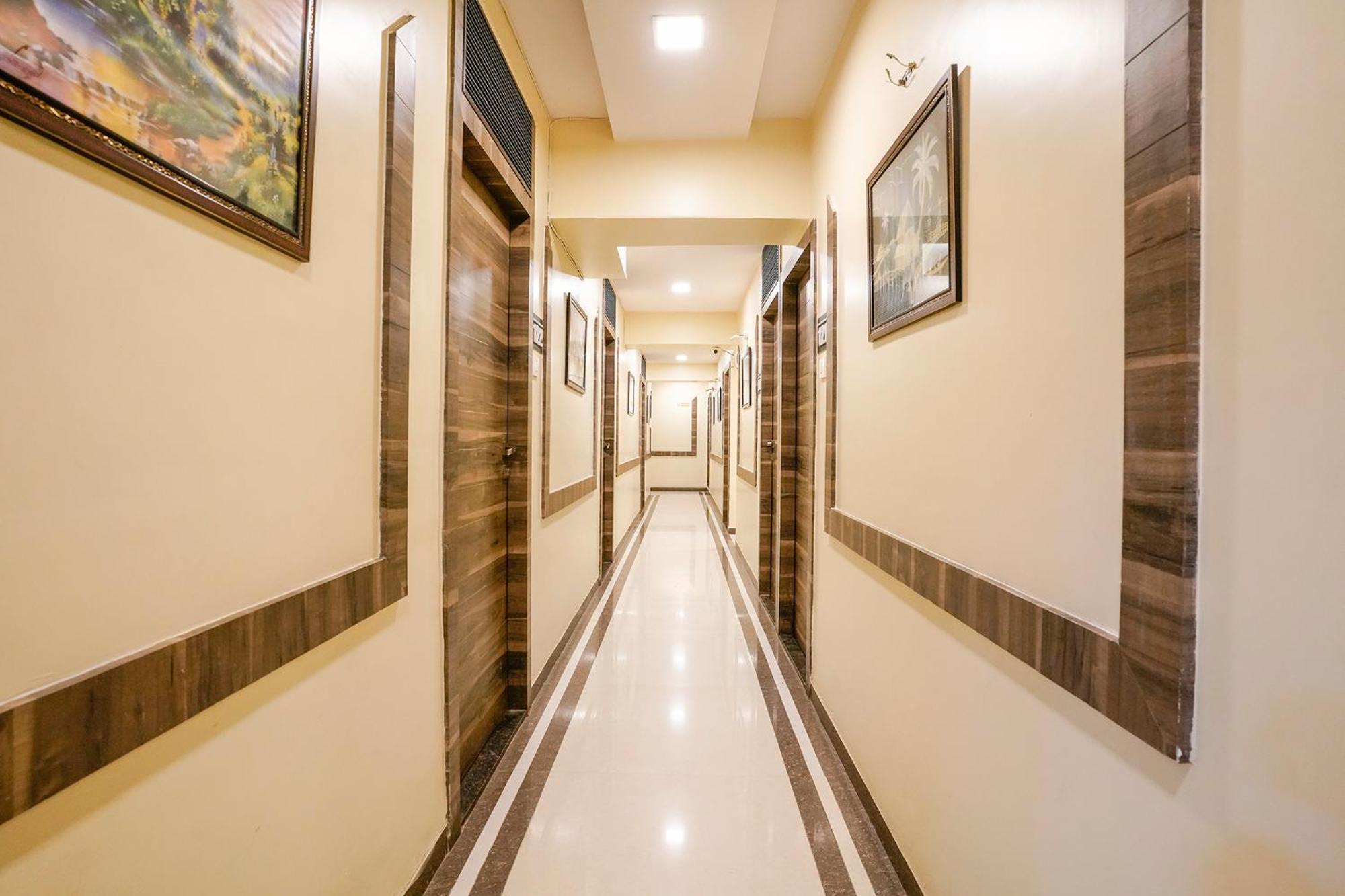 Fabexpress Sarah Gold - Nr Nesco Exhibition Center Hotel Mumbai Exterior foto