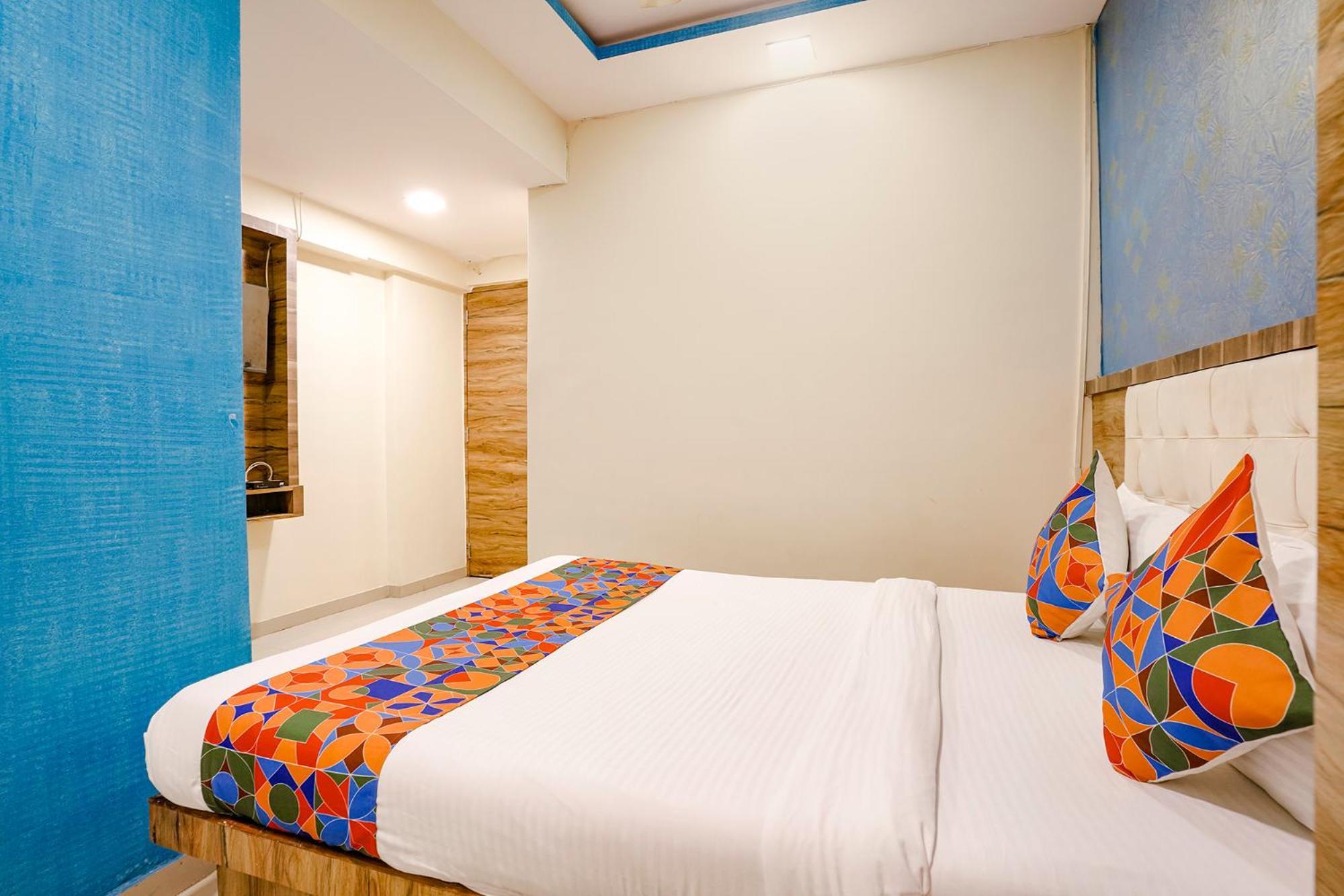Fabexpress Sarah Gold - Nr Nesco Exhibition Center Hotel Mumbai Exterior foto